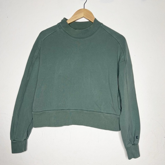 Women's Green Sweater - Picture 3 of 7